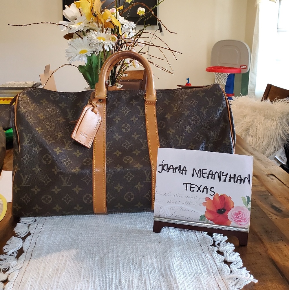 ⭐️SOLD on Merc⭐️Keepall 45